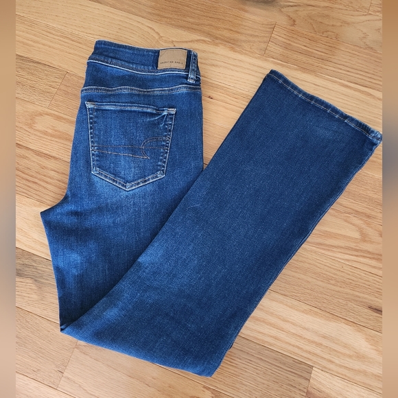 American Eagle Bootcut Jeans - Picture 3 of 5